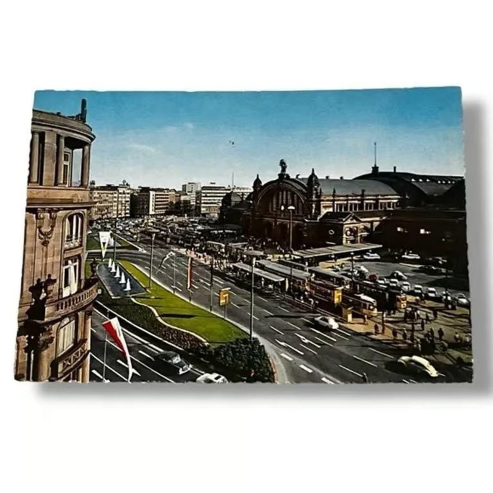 Postcard Frankfurt Main Am Hauptbahnof Germany 4x6 Continental Chrome Card C257